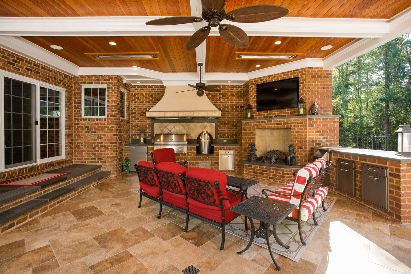 Outdoor kitchen decks